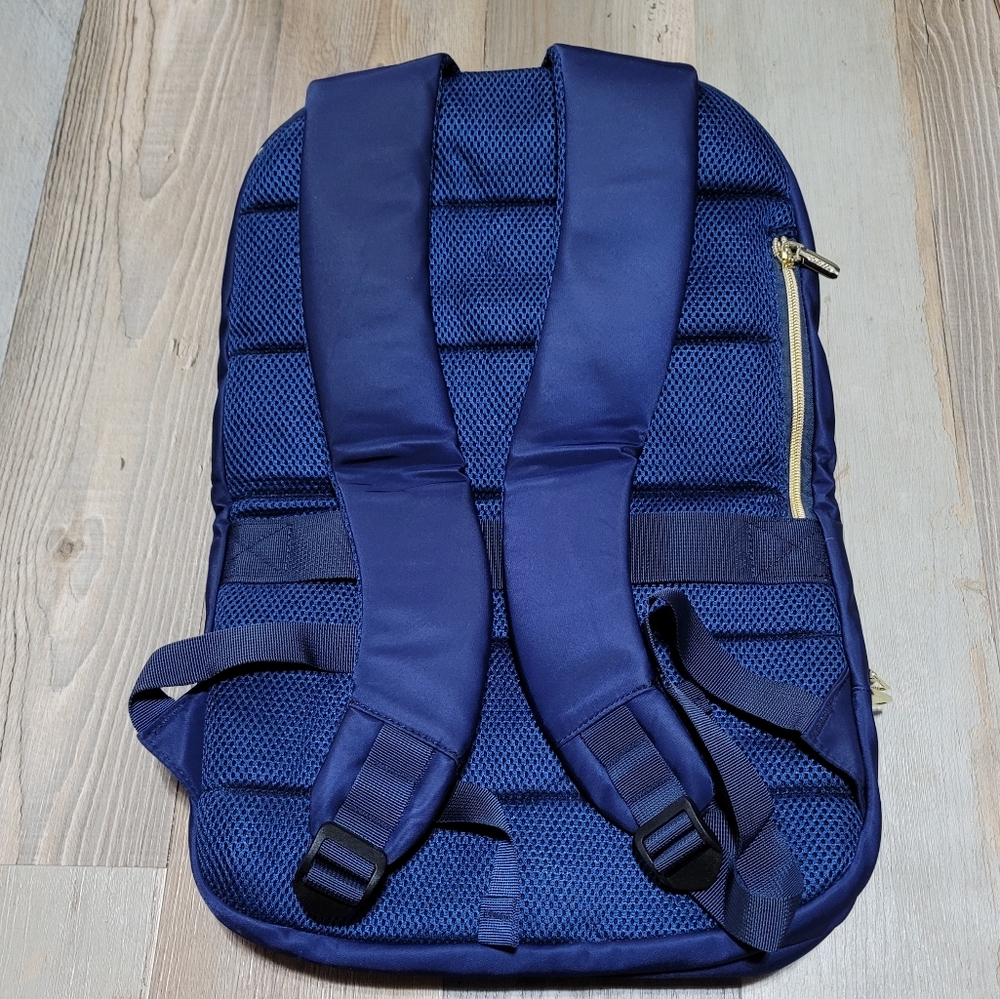 Lovevook Navy Backpack - Picture 2 of 6
